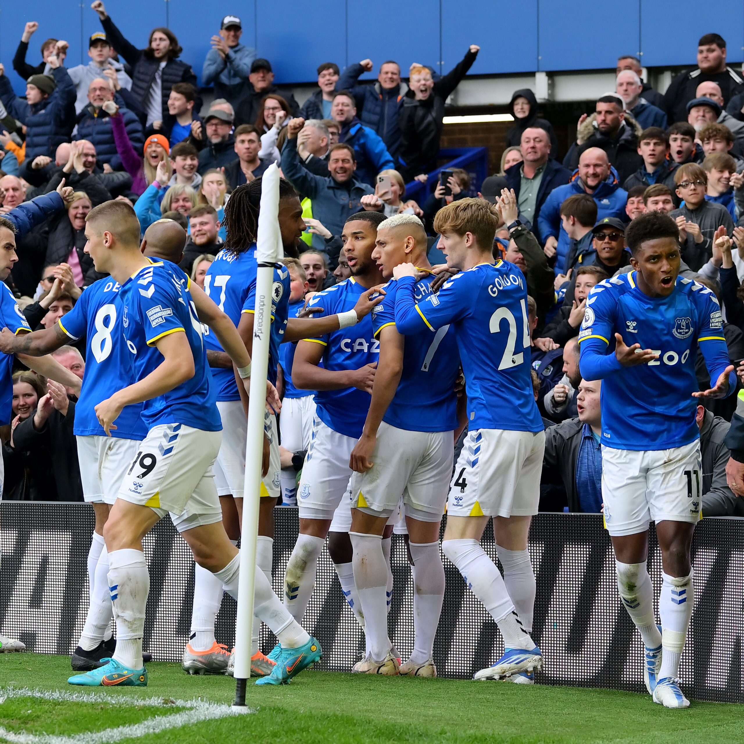 Everton luptă pentru evitarea retrogradării
