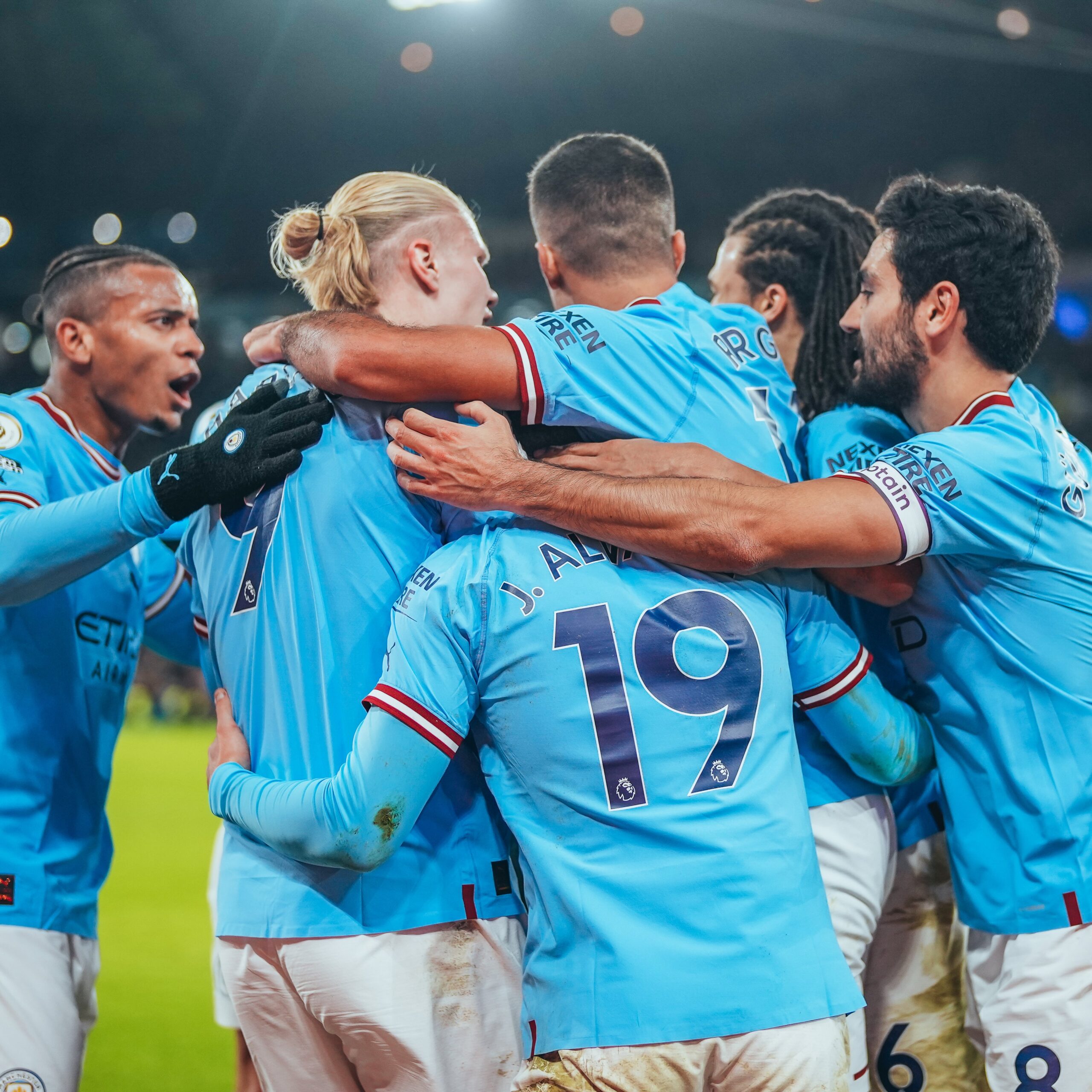 Manchester City este angrenată pe trei fronturi pe final de sezon